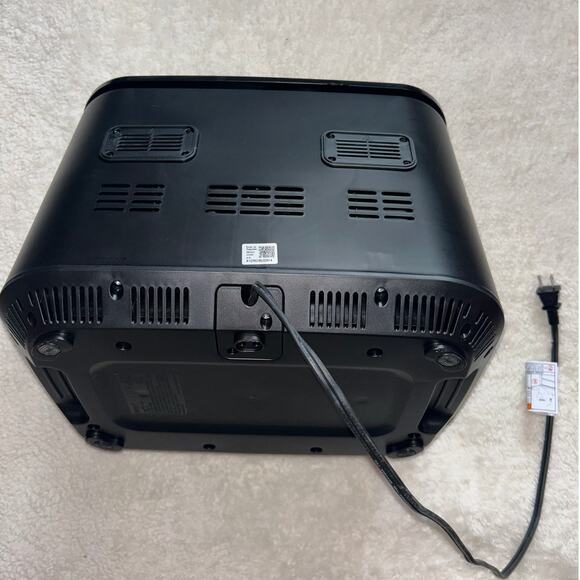 $200 Ninja Dual Fryer Color Black/Silver